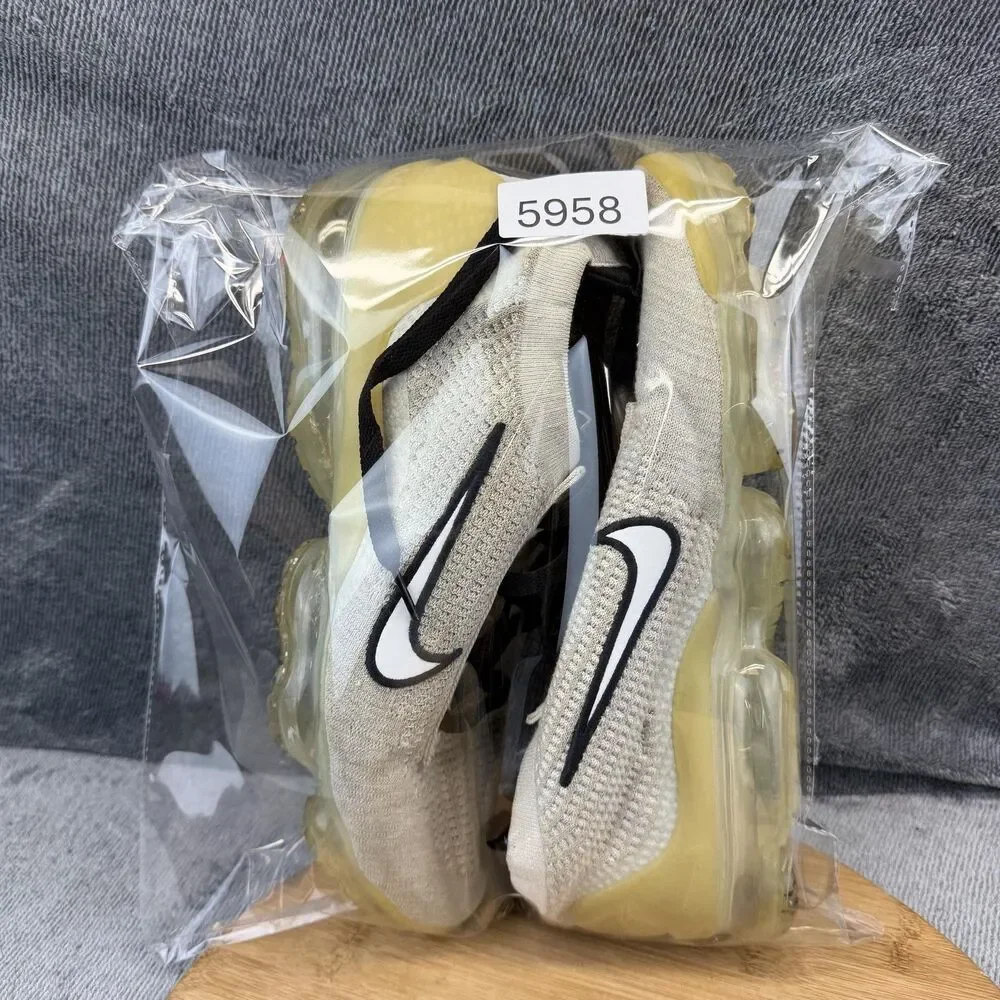 Nike Air VaporMax 2021 Flyknit Shoes Mens Size 12 Beige Sneakers DH4084-100